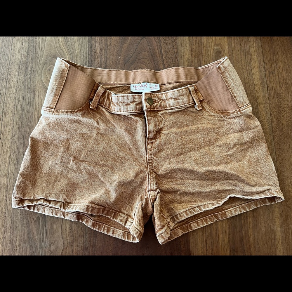 Ingrid and Isabel maternity shorts